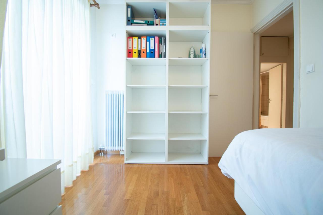 Homey Penthouse In Kypseli * 雅典