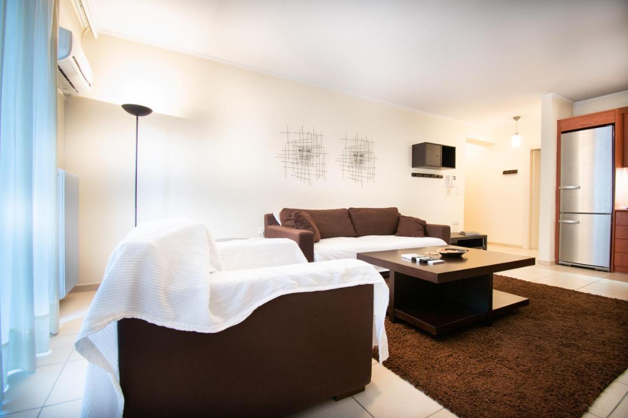 Homey Penthouse In Kypseli 公寓 *