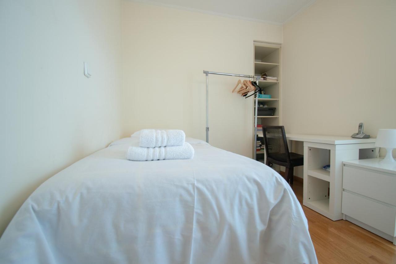 Homey Penthouse In Kypseli * 雅典